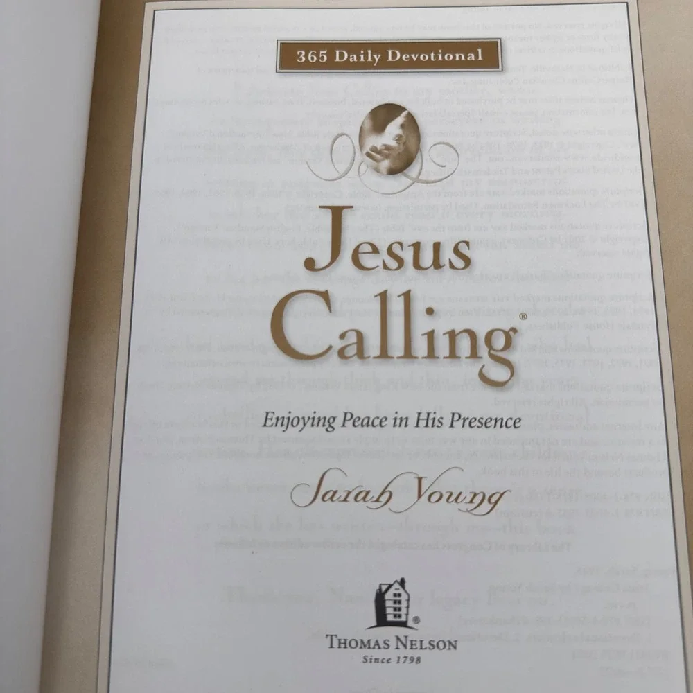 Thomas Nelson Jesus Calling Brown Leatherette 365 Daily Devotional 2013 OS Book